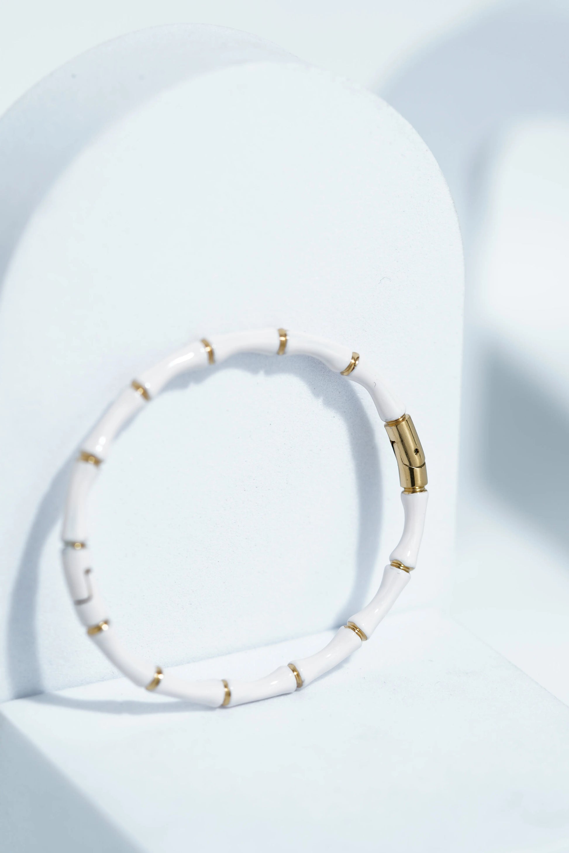 Aura Line Bangle Bracelet worldjewel.in CUFF BRACELET FOR WOMEN