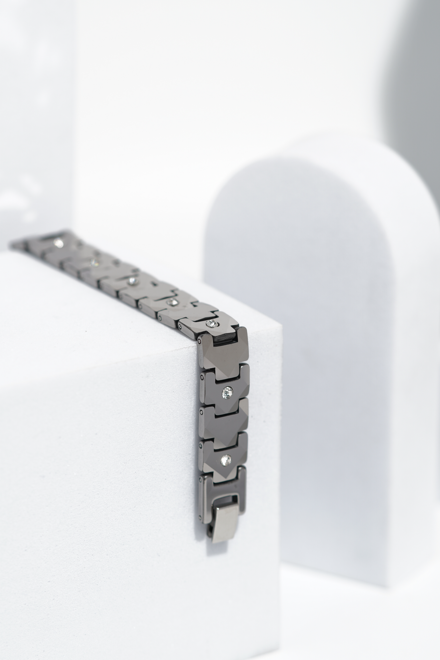 QuietForm - Ceramic bracelet for men. worldjewel.in men's bracelets