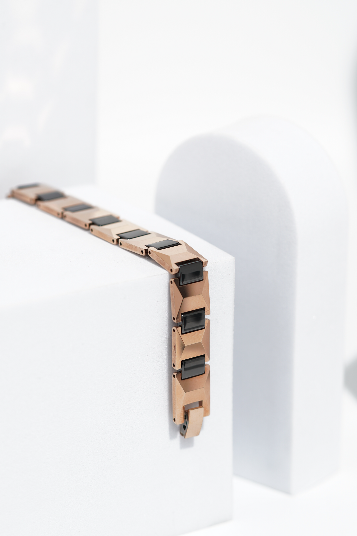 Ceraline - Ceramic bracelet for men. worldjewel.in men's bracelets