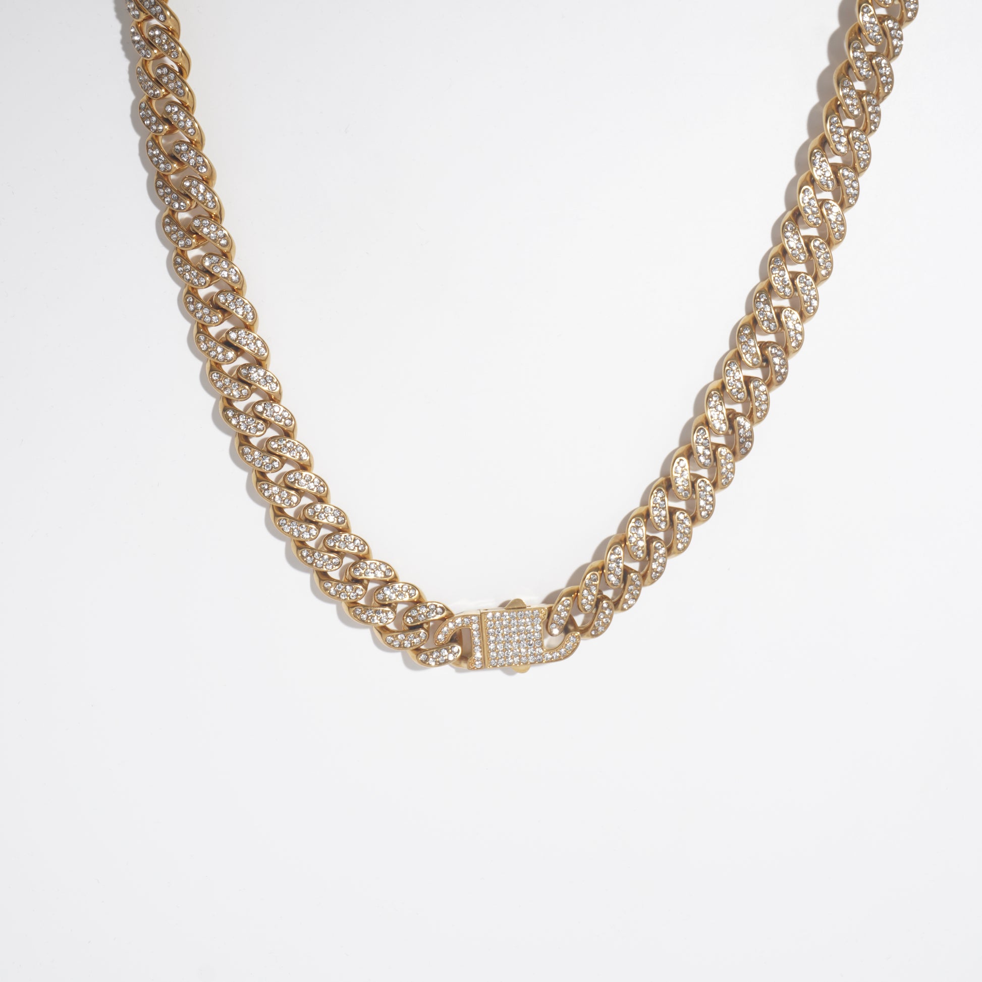 Iced-out Stainless steel Cuban link chain for men's with zirconia diamond started.