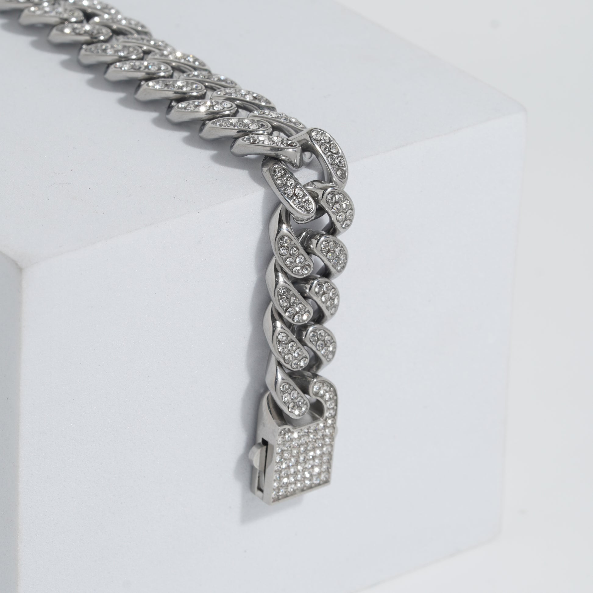 Silver Cuban chain Iced-out stainless steel bracelet for men.(zirconia diamond)
