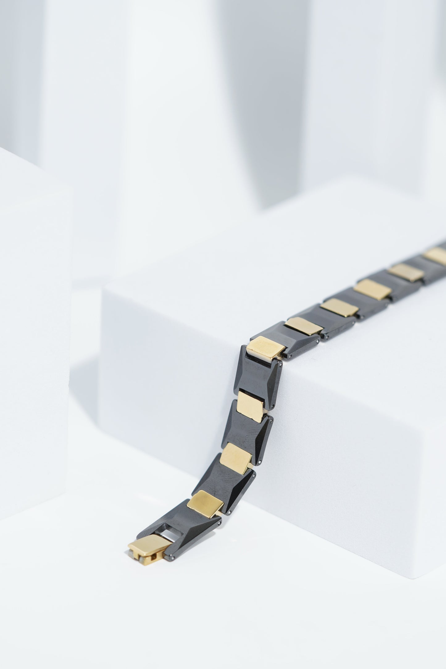 Black & Golden - Ceramic bracelet for men. worldjewel.in men's bracelets