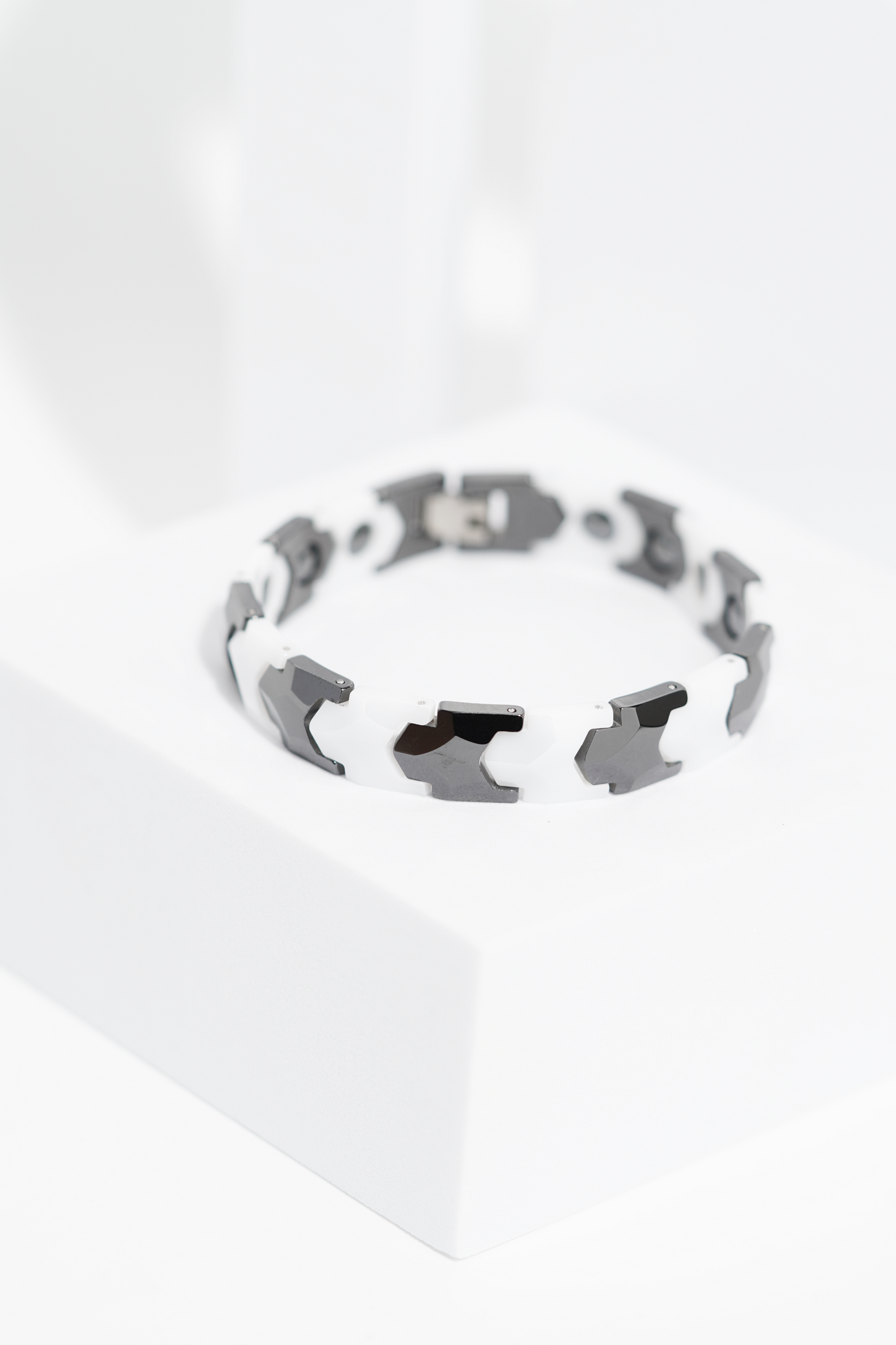 Black & White Bold Cramic bracelet for men. worldjewel.in men's bracelets