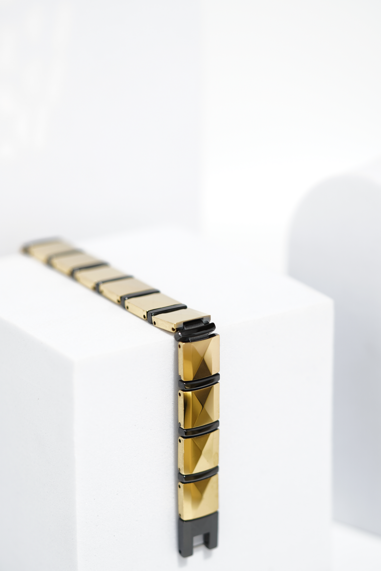 PureLink Ceramic bracelet for men. worldjewel.in men's bracelets