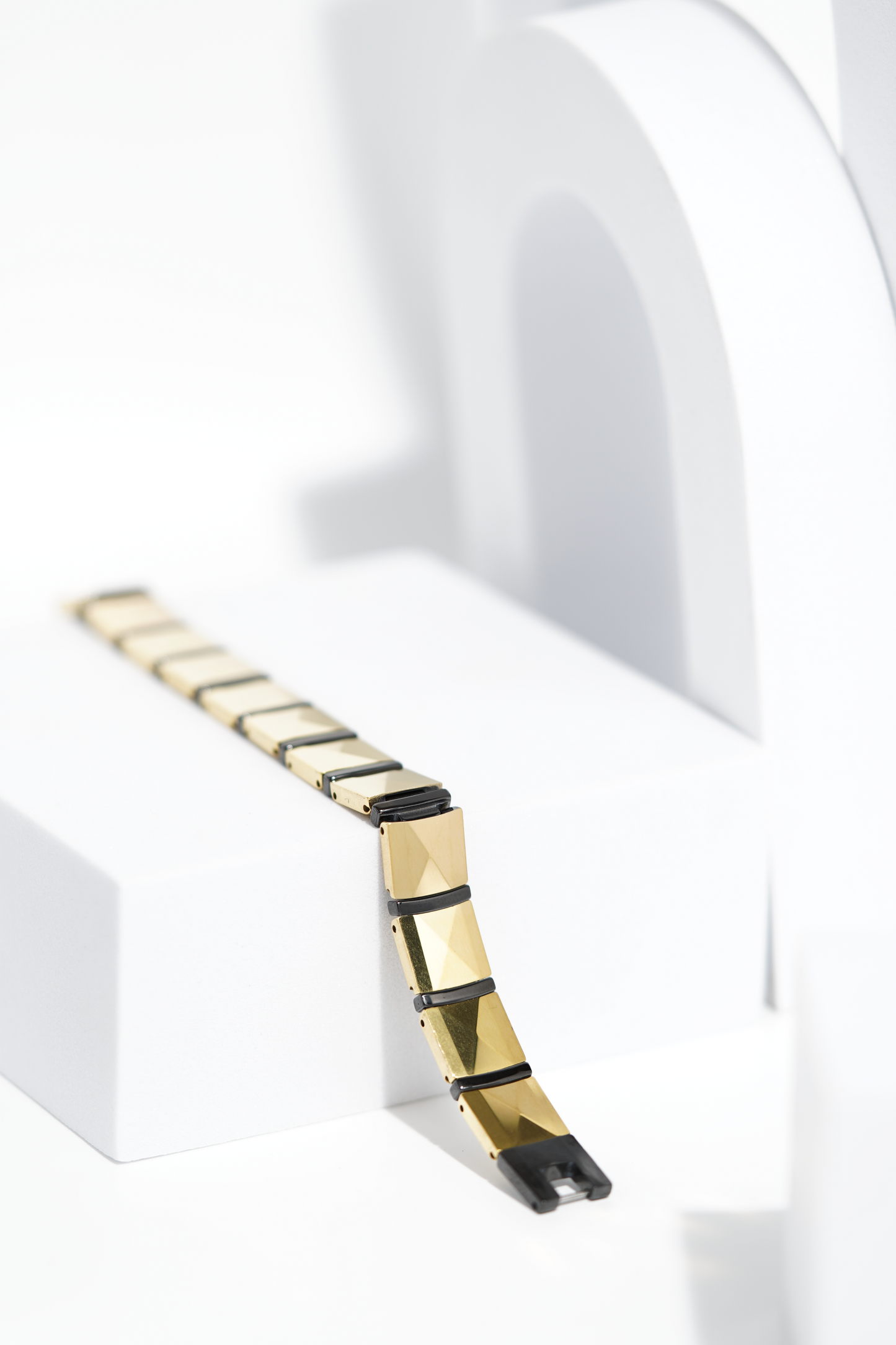 PureLink Ceramic bracelet for men. worldjewel.in men's bracelets