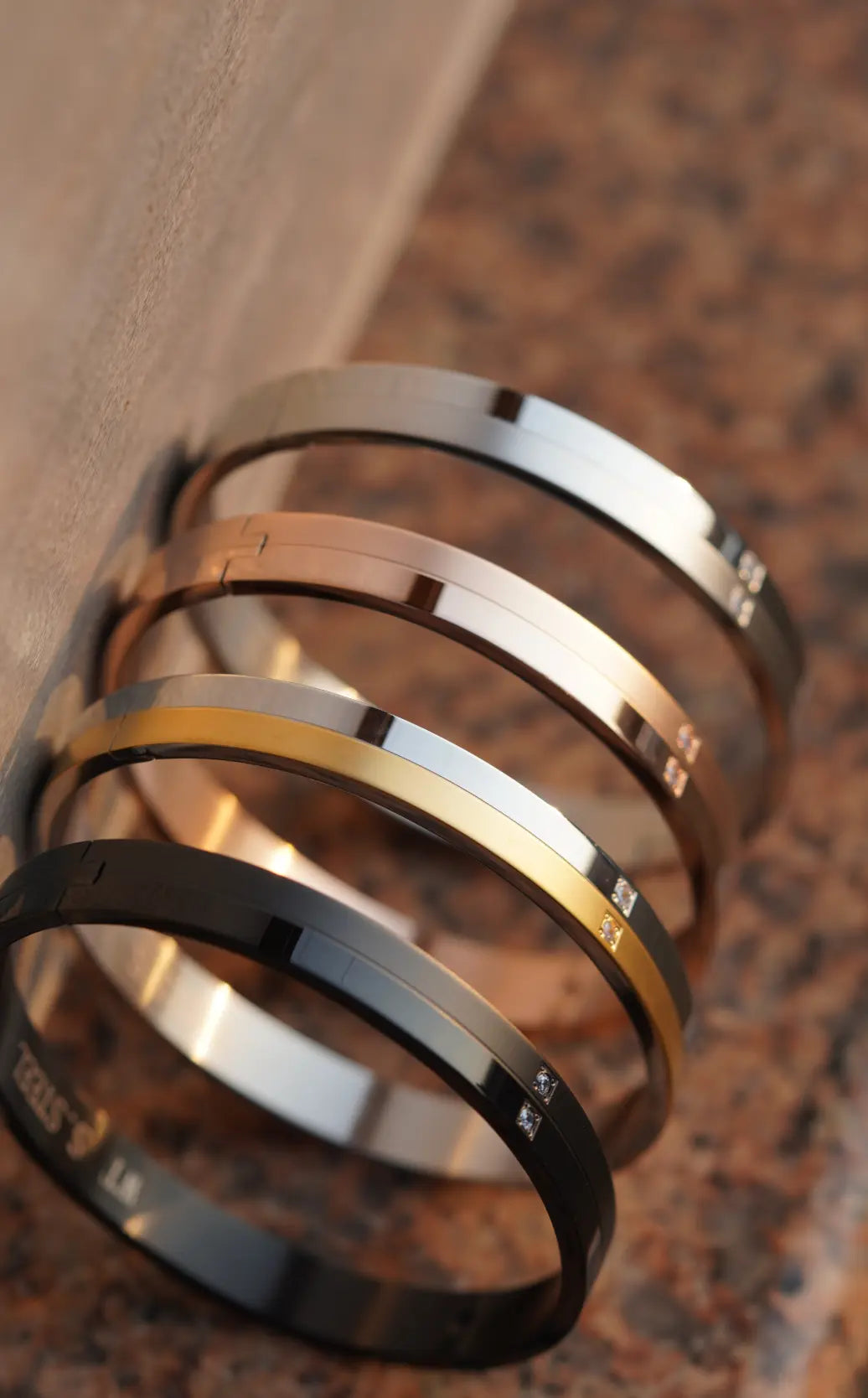 Luxe - kada For Men. worldjewel.in men's bracelets