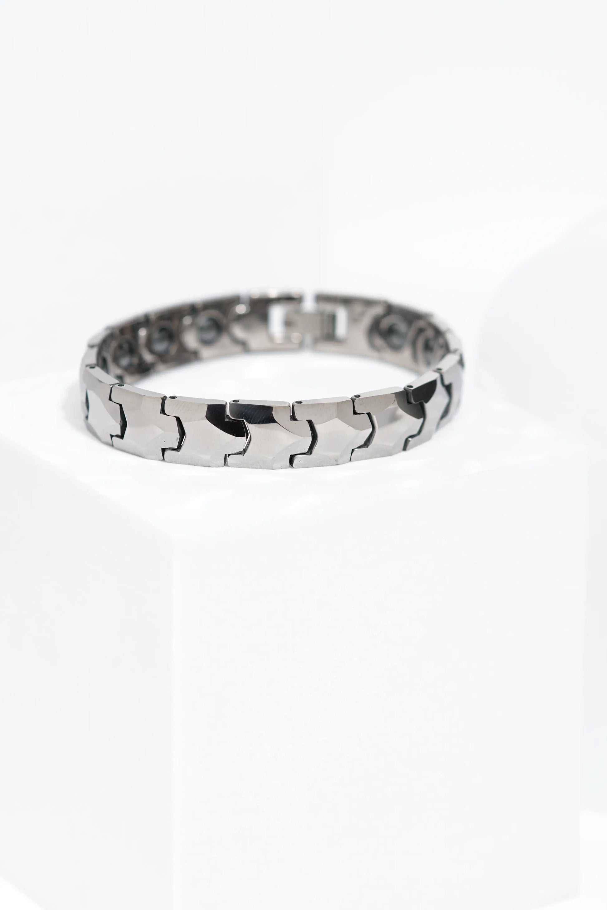 LowKey Luxe - Ceramic bracelet for men. worldjewel.in men's bracelets