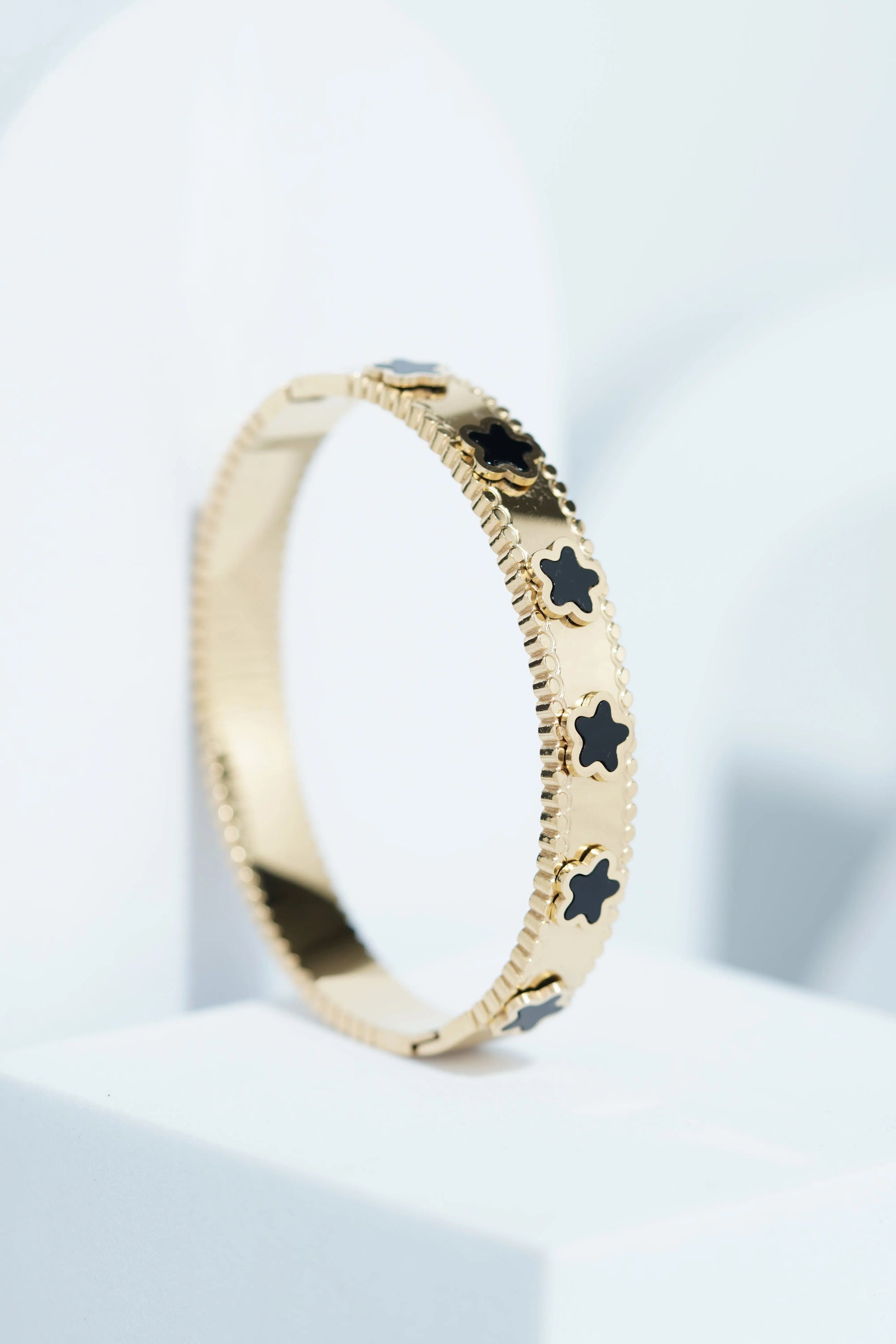 Vera Twist Bangle Bracelet worldjewel.in CUFF BRACELET FOR WOMEN