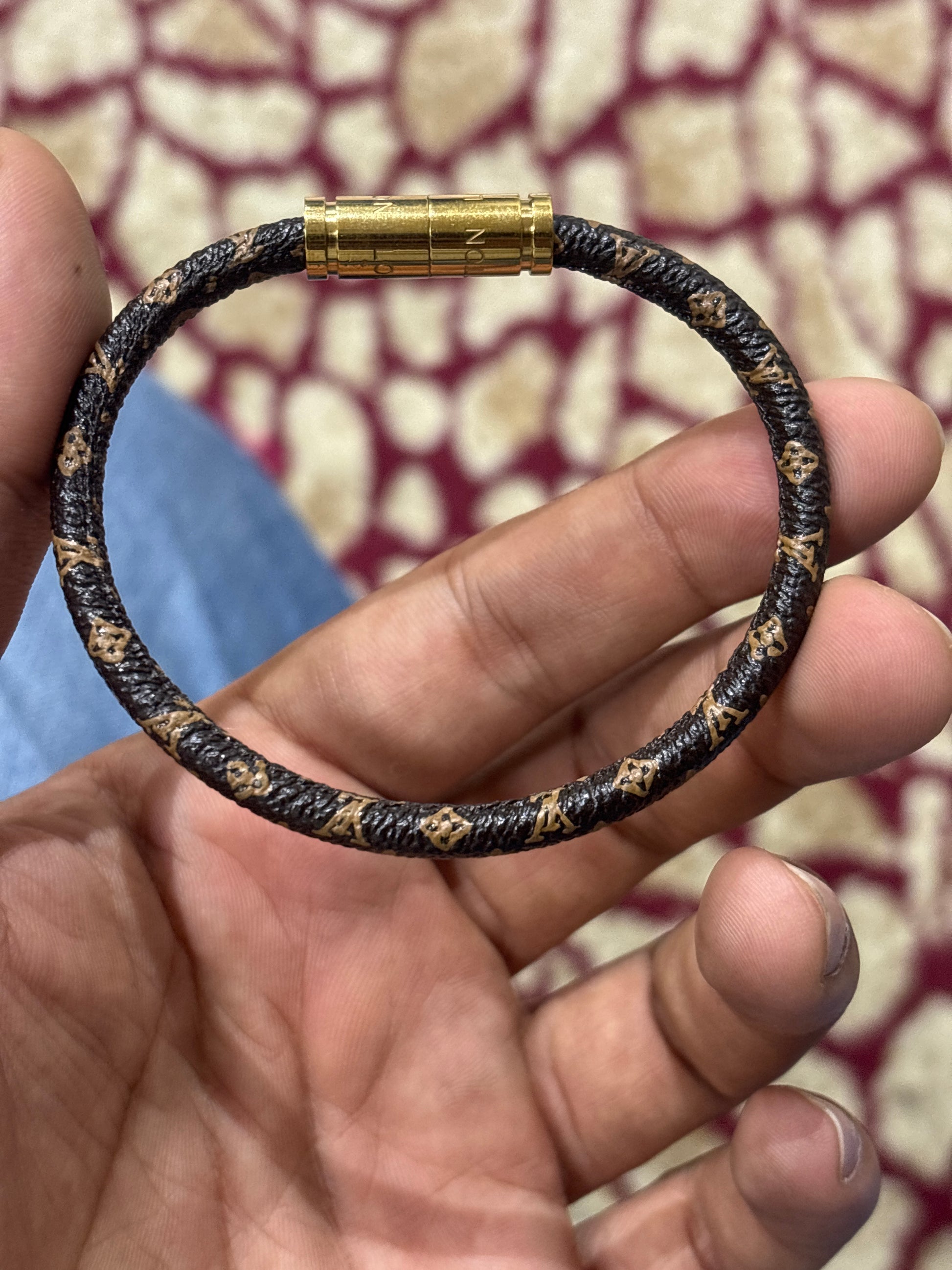 PU leather magnetic bracelet
