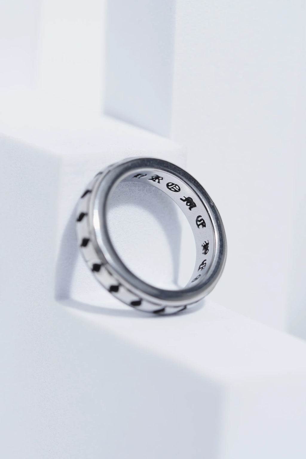 Aesthetic Silver Letter Engarved Ring For Men worldjewel.in men's ring