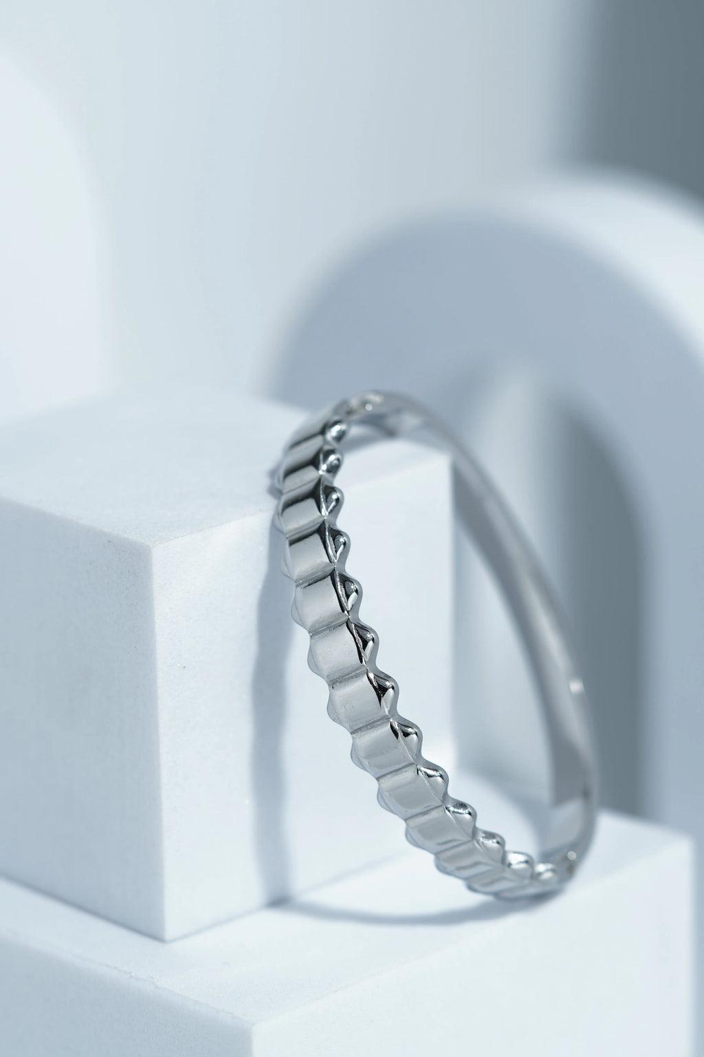 Amora Edge Bangle Bracelet worldjewel.in CUFF BRACELET FOR WOMEN