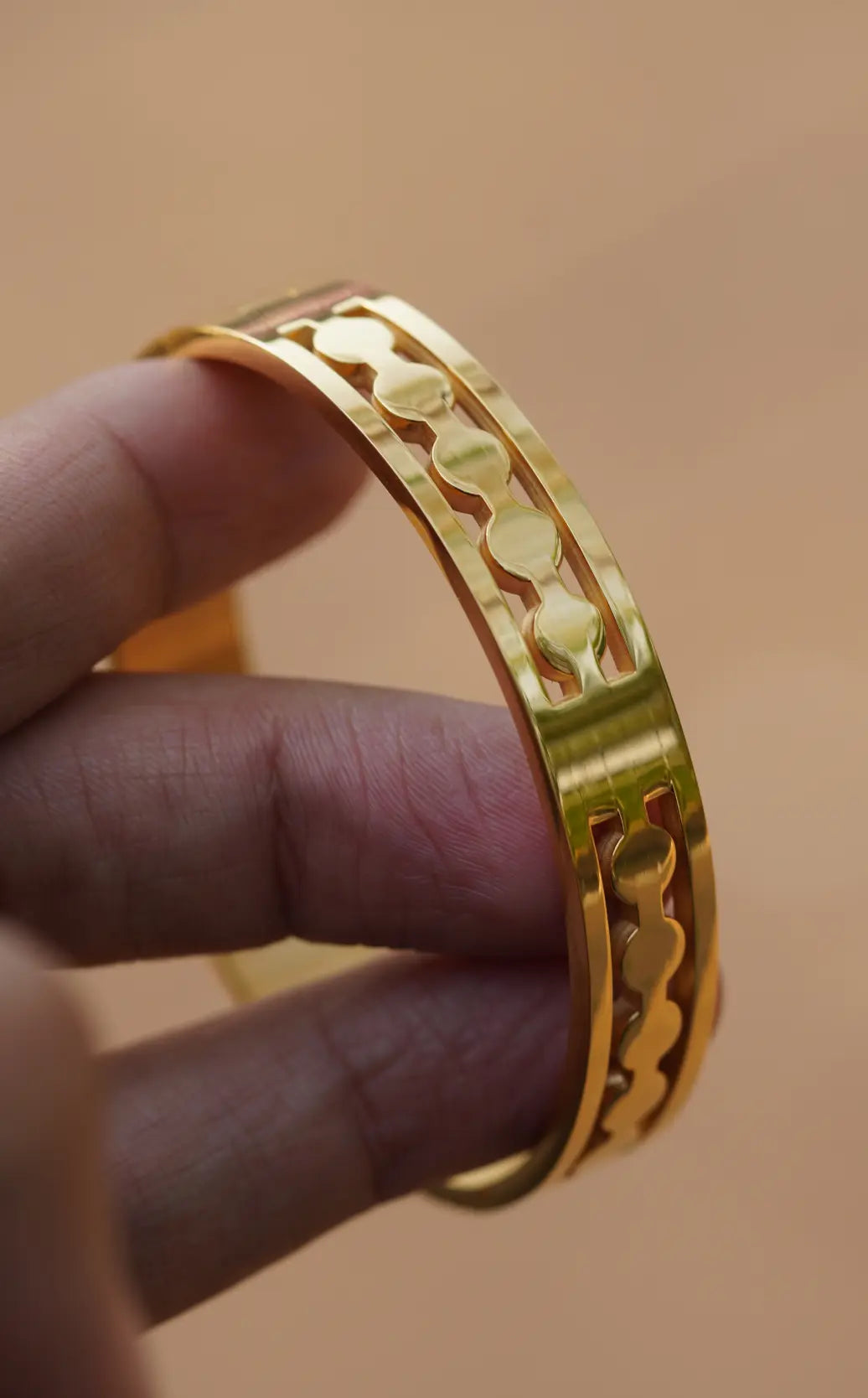 Artistic - Stainless Steel - Bracelet - Unisex. worldjewel.in Unisex-bracelet