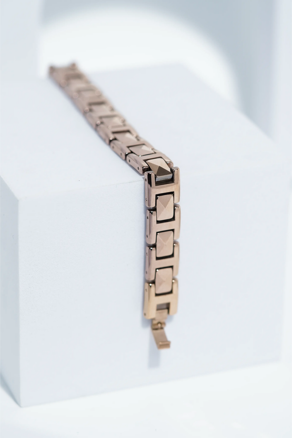 Arvo - Ceramic bracelet for men. worldjewel.in men's bracelets
