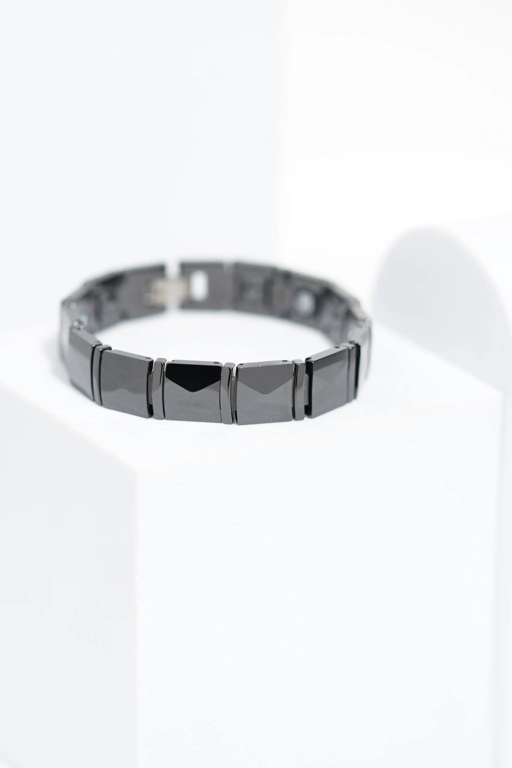 BareEdge - Ceramic bracelet for men. worldjewel.in men's bracelets