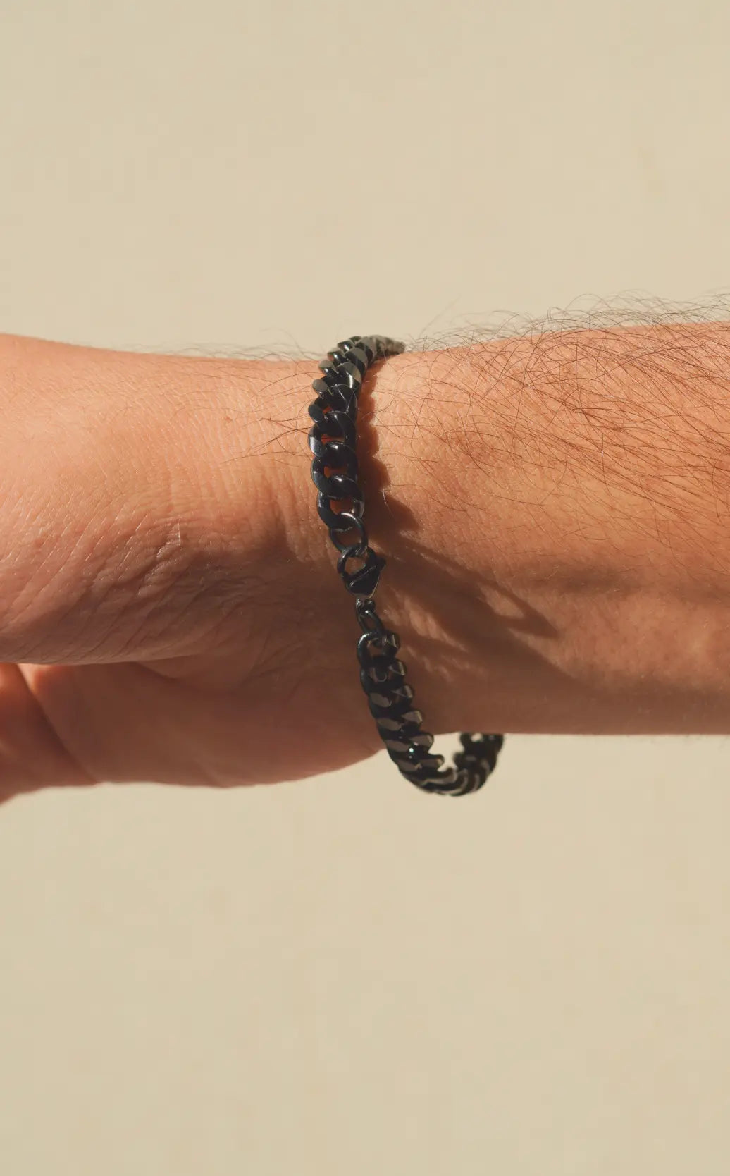 Black Chain Bracelet | Stainless Steel | Anti-tarnish | Unisex. - worldjewel.in