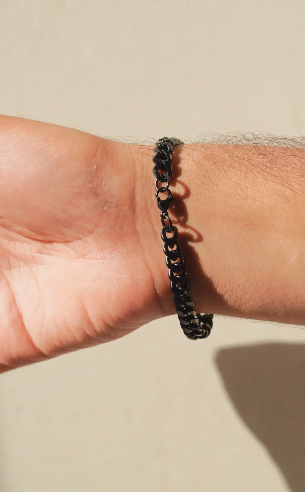 Black Chain Bracelet | Stainless Steel | Anti-tarnish | Unisex. - worldjewel.in
