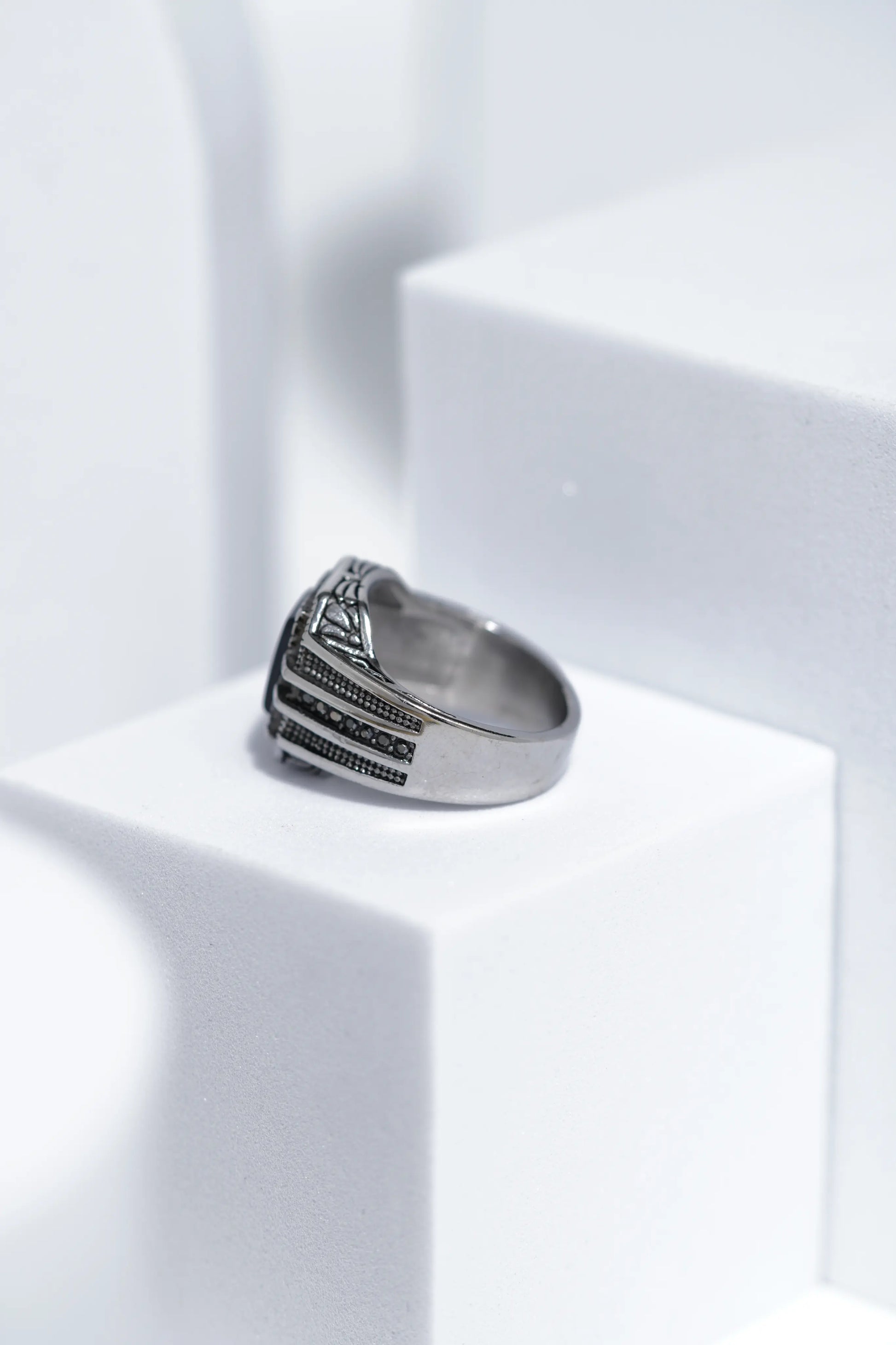 Black Stone Silver Turkish Ring For Men. worldjewel.in men's ring