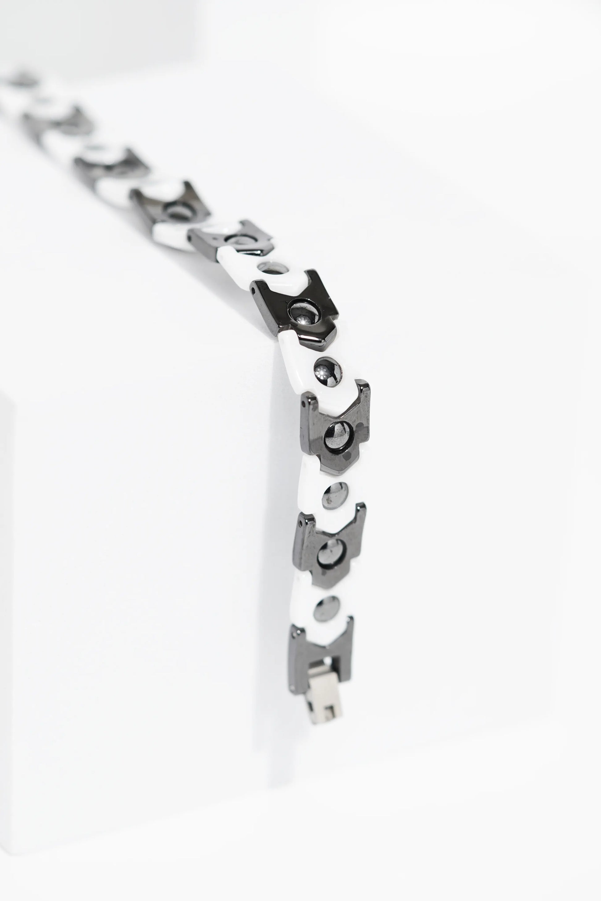 Black & White Bold Ceramic bracelet for men. worldjewel.in men's bracelets