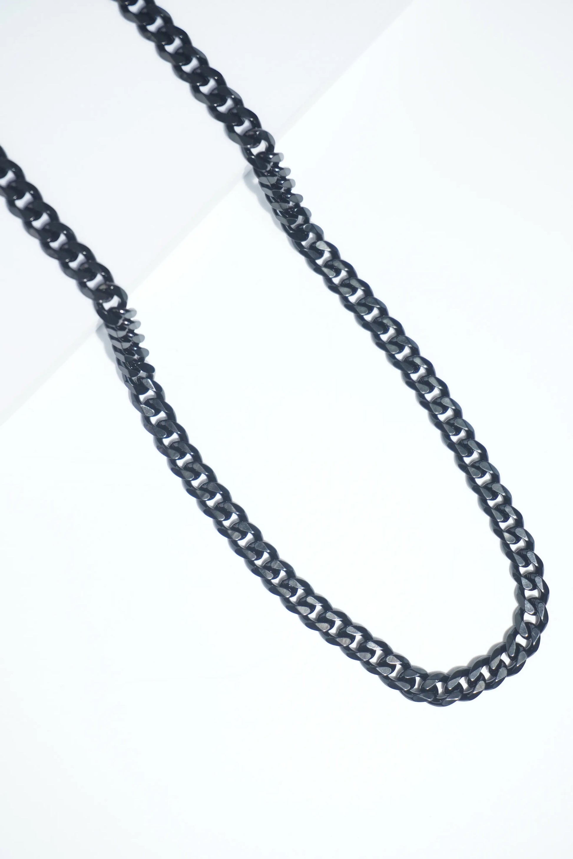 Black snake Classic chain | Stainless Steel chain for men's | 24inch | Anti-Tarnish. worldjewel.in Men's chain