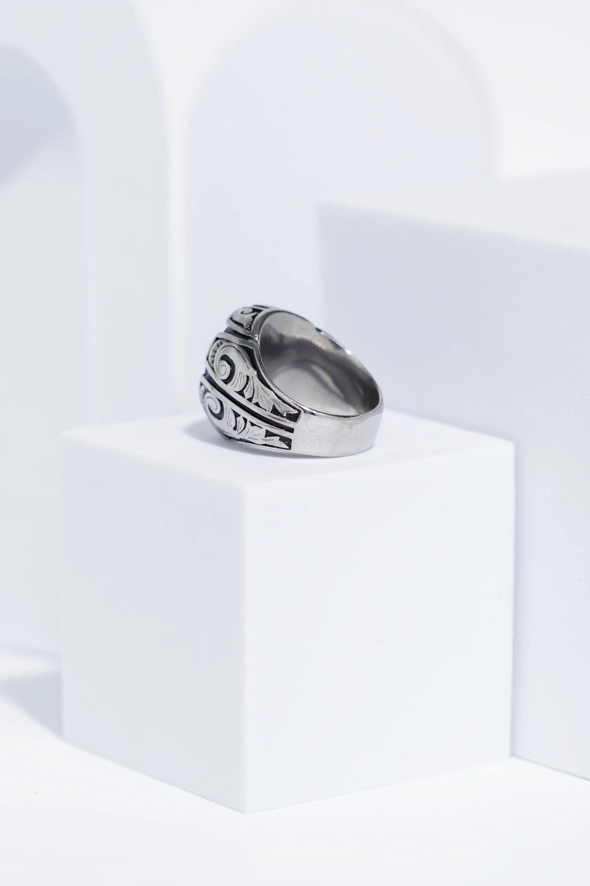 Blue Oval Cut Gem Silver Textured Stainless steel Ring For Men. worldjewel.in men's ring