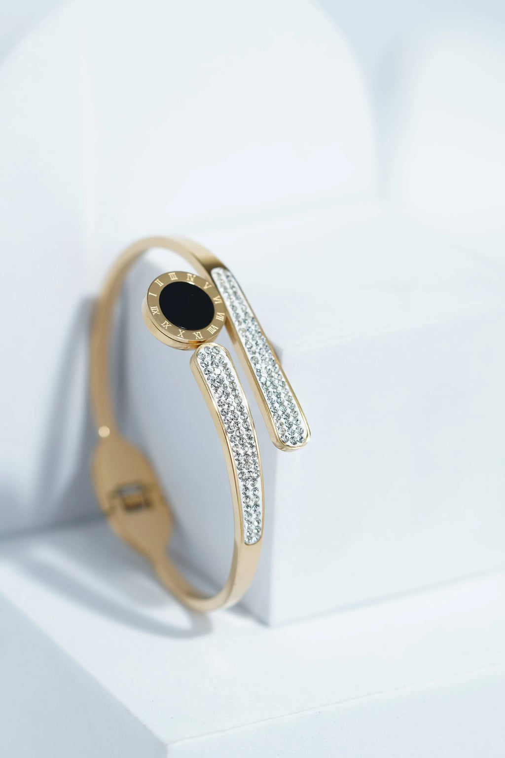 Calm Curve Bangle Bracelet worldjewel.in CUFF BRACELET FOR WOMEN