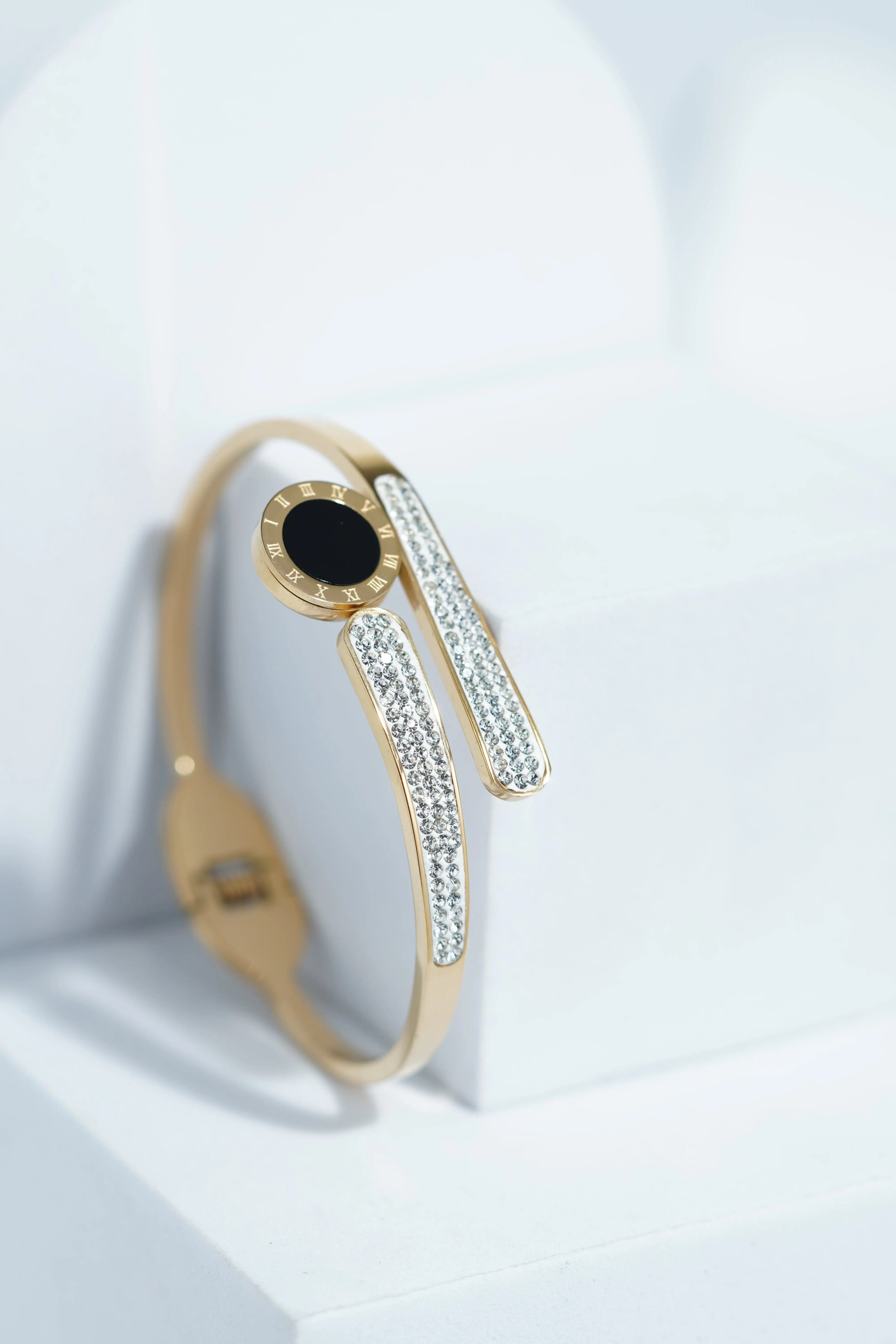 Calm Curve Bangle Bracelet worldjewel.in CUFF BRACELET FOR WOMEN