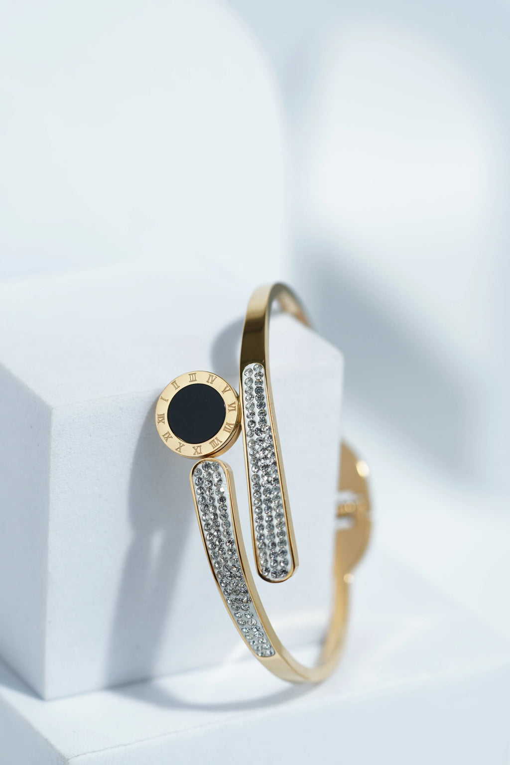 Calm Curve Bangle Bracelet worldjewel.in CUFF BRACELET FOR WOMEN