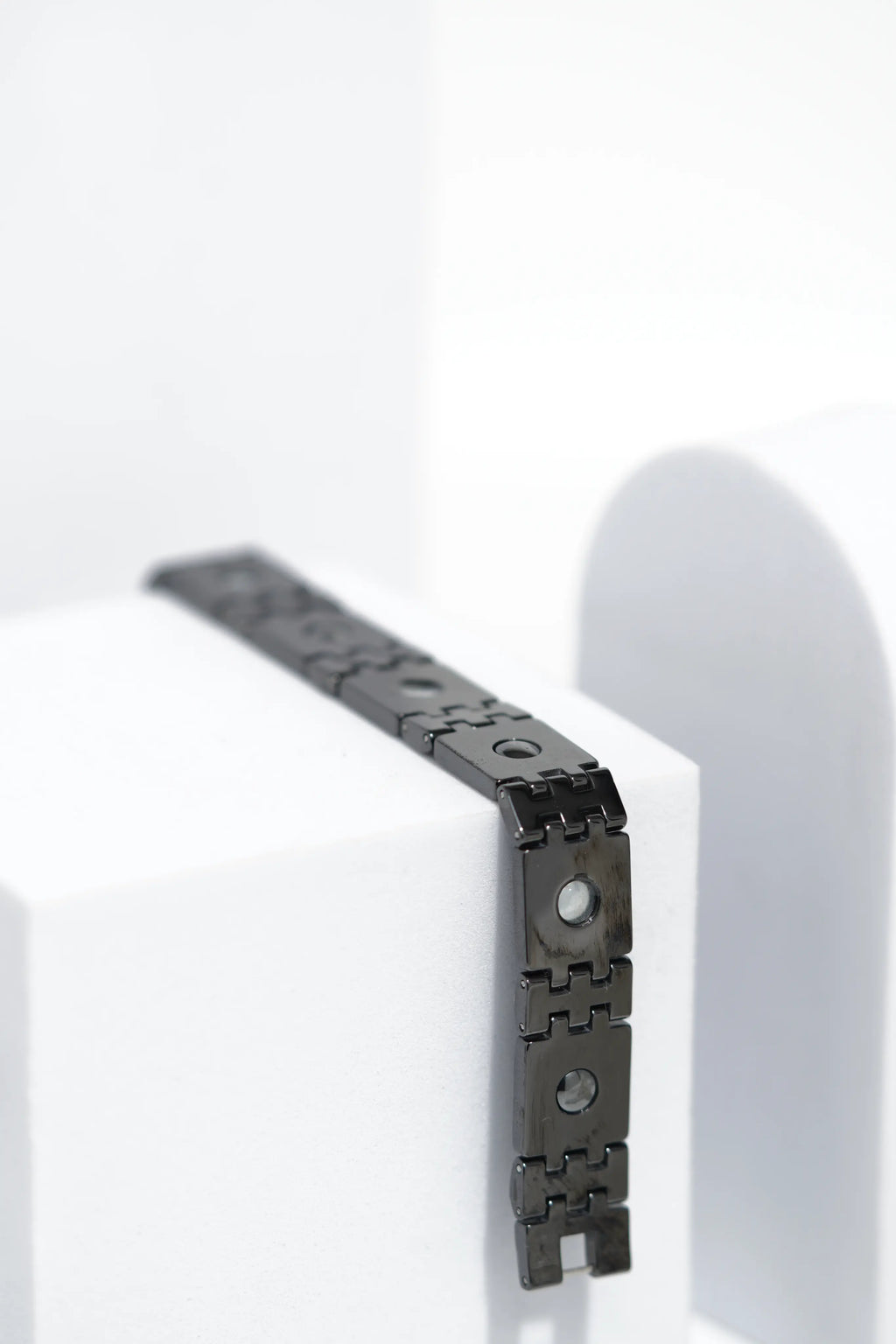 CeraSlim - Ceramic bracelet for men. worldjewel.in men's bracelets