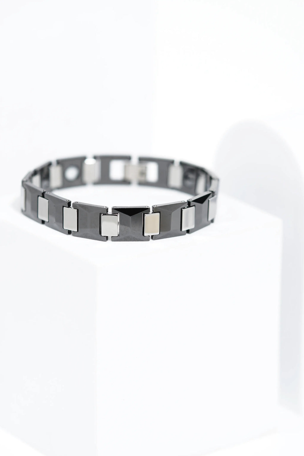 CeramiCurve - Ceramic bracelet for men. worldjewel.in men's bracelets