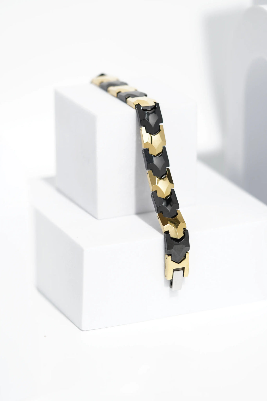 CeramiLuxe Ceramic bracelet for men. worldjewel.in men's bracelets