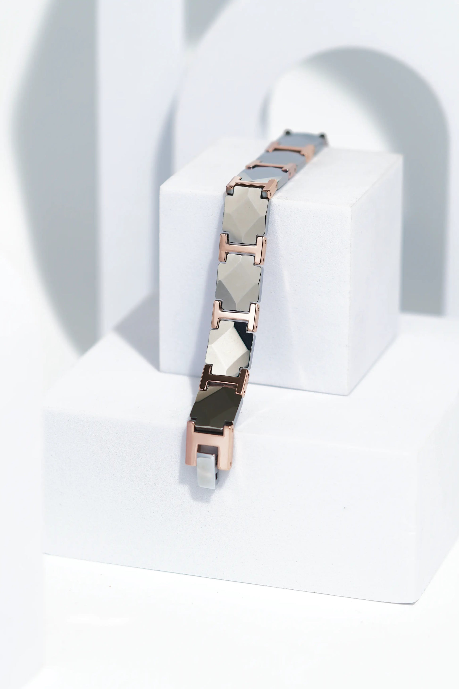 Cero - Ceramic bracelet for men. worldjewel.in men's bracelets
