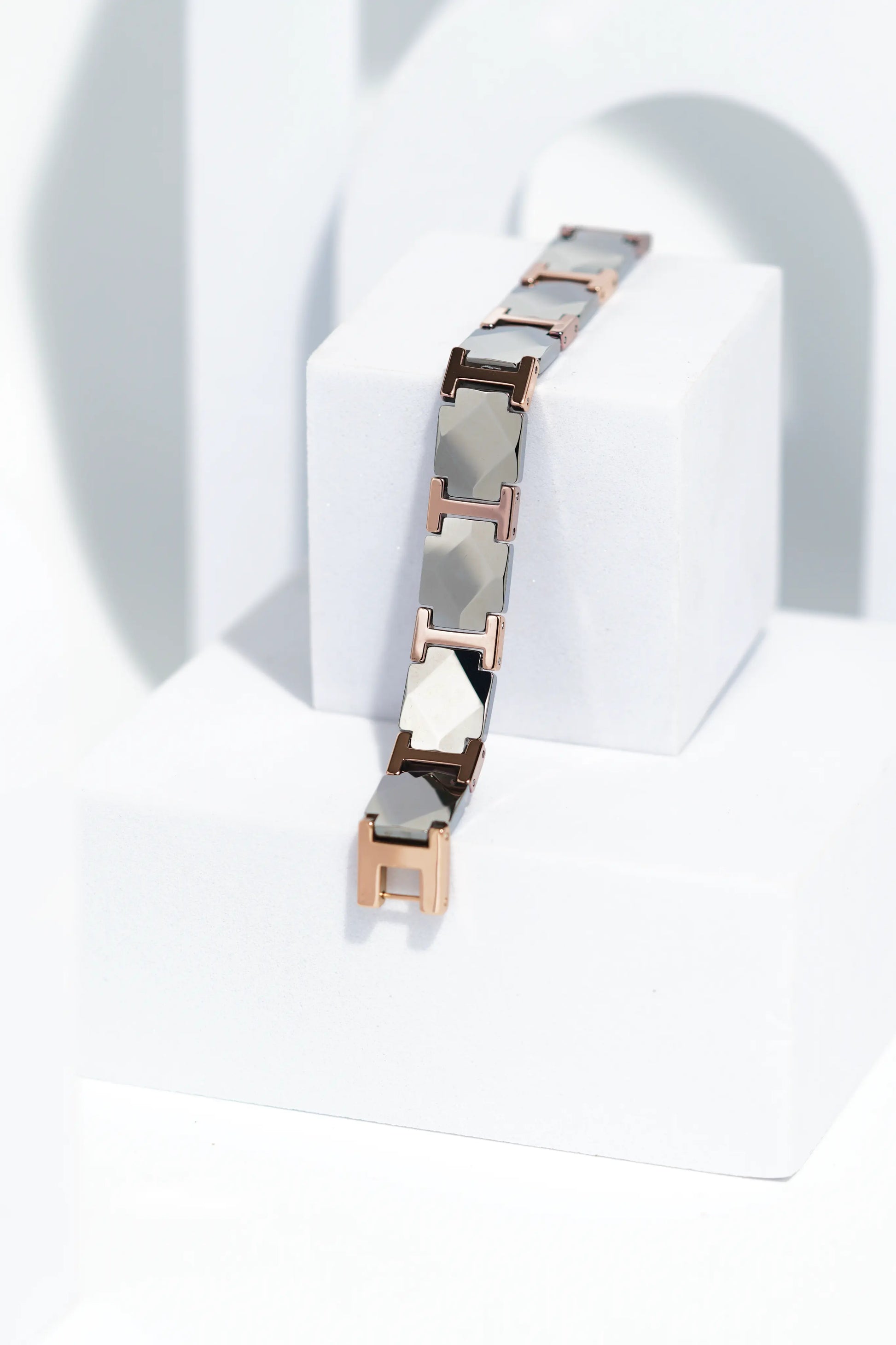 Cero - Ceramic bracelet for men. worldjewel.in men's bracelets