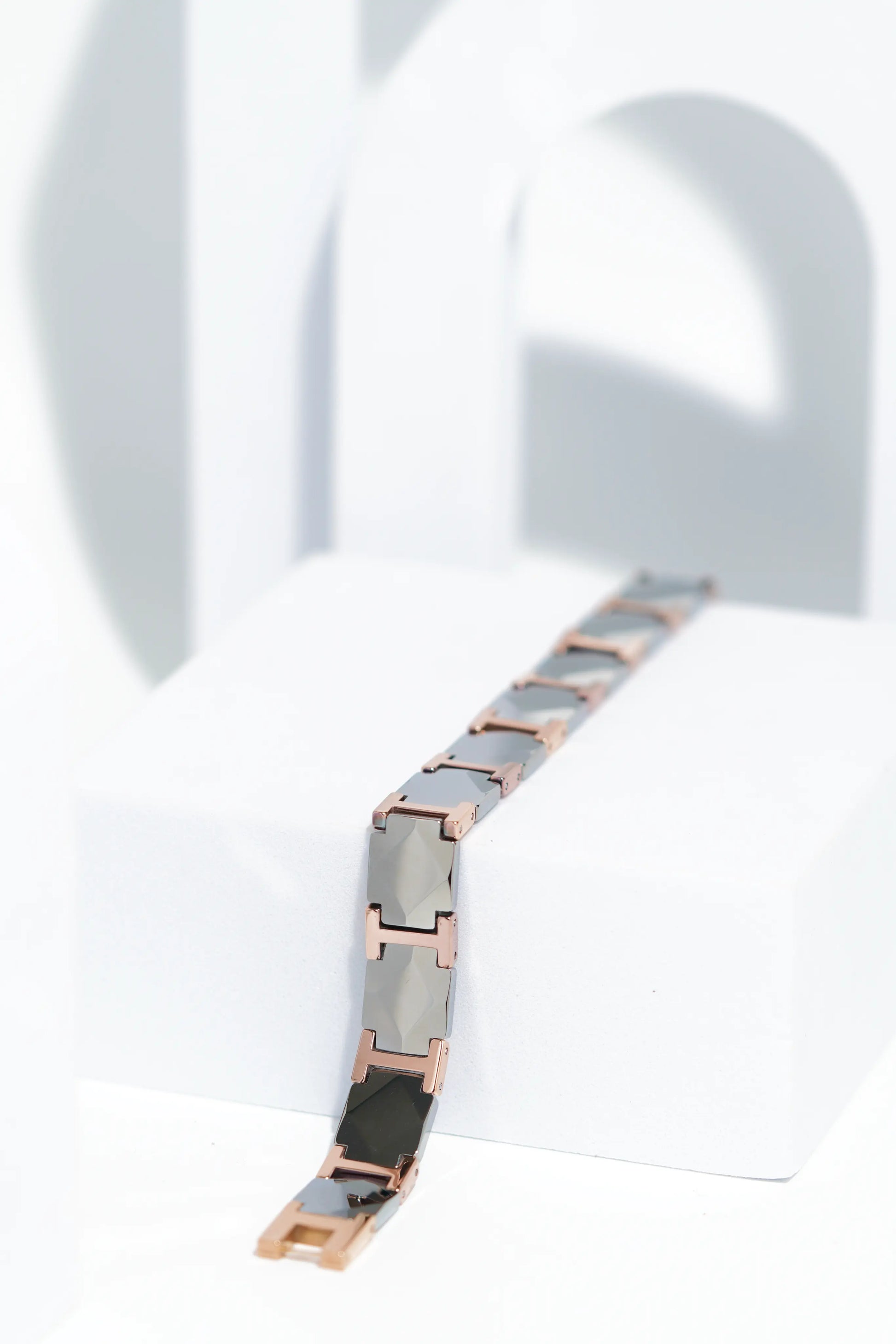 Cero - Ceramic bracelet for men. worldjewel.in men's bracelets