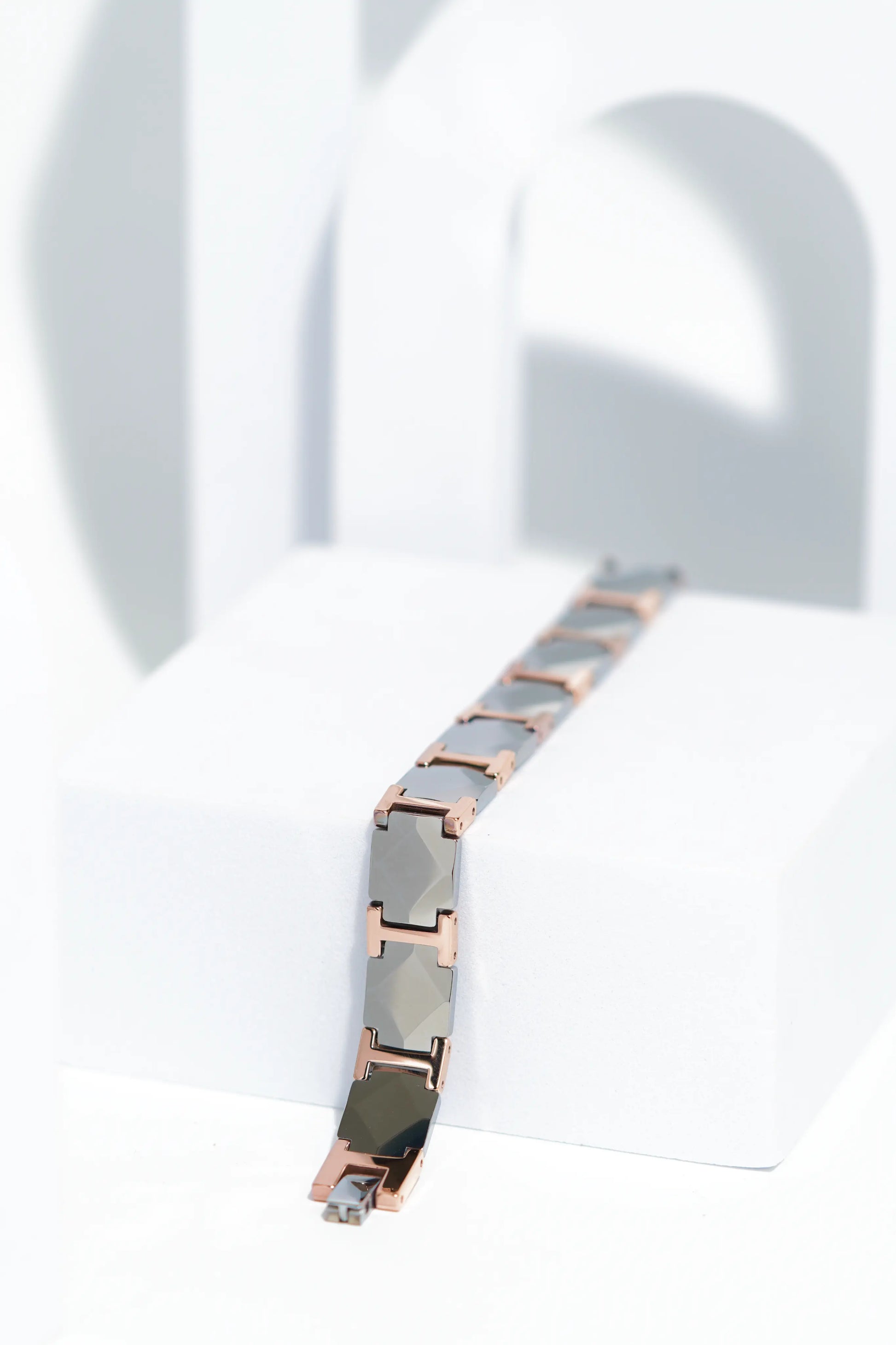 Cero - Ceramic bracelet for men. worldjewel.in men's bracelets