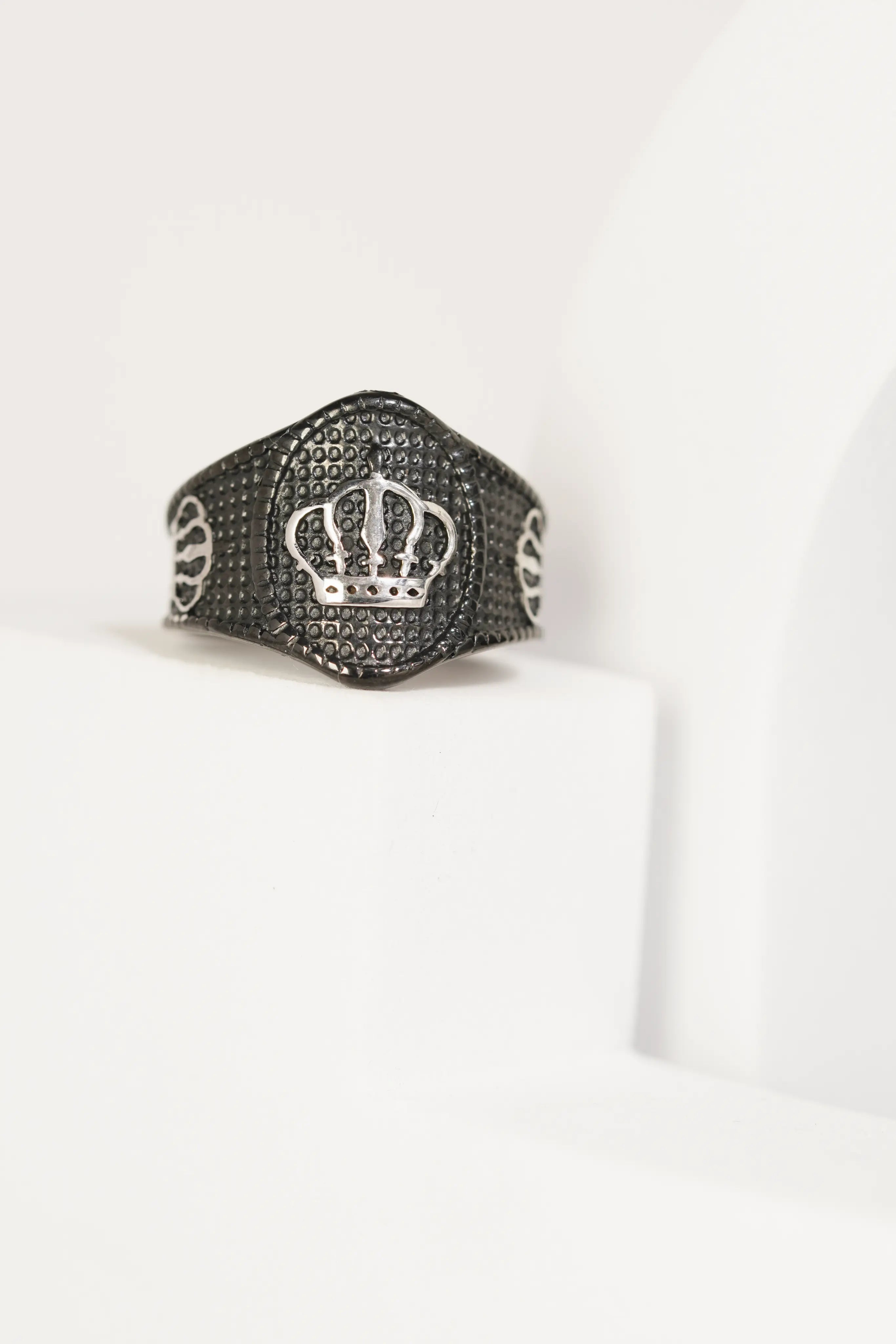 Crown & Dotted Ring For Men worldjewel.in men's ring
