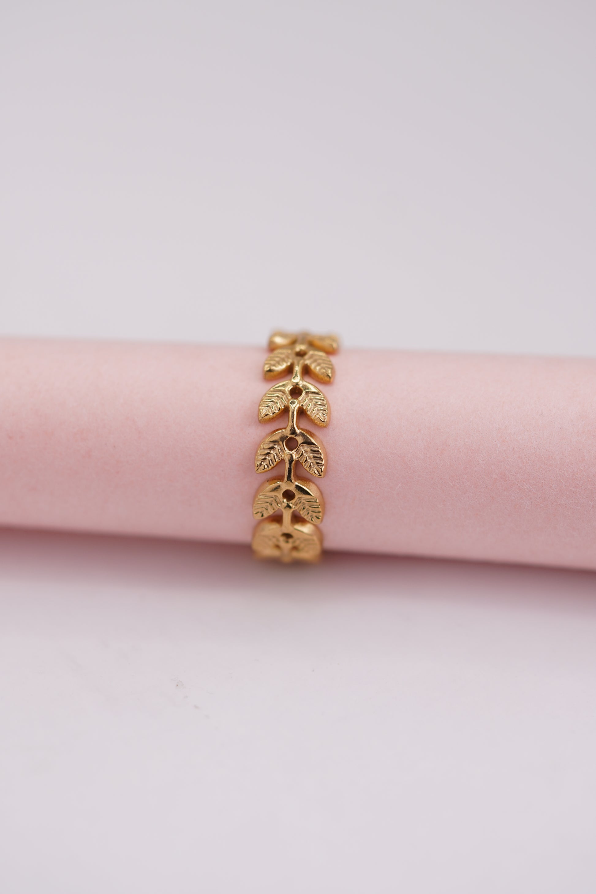 Leaf Shaped Adjustable rings (520)