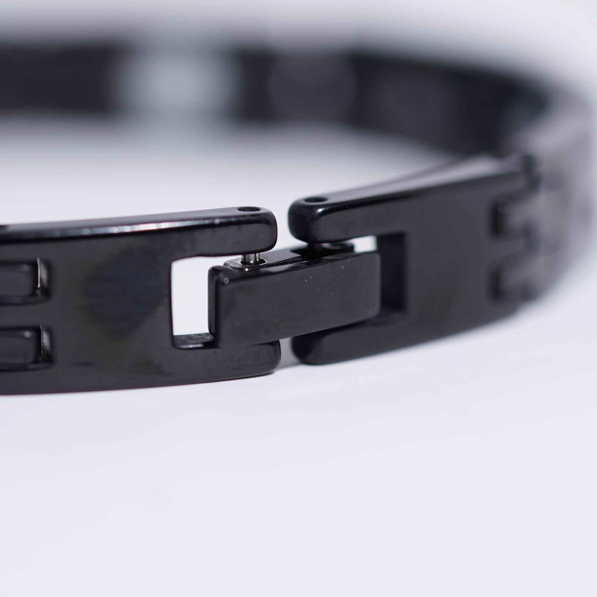 The Carbon Stealth Link Bracelets (17)
