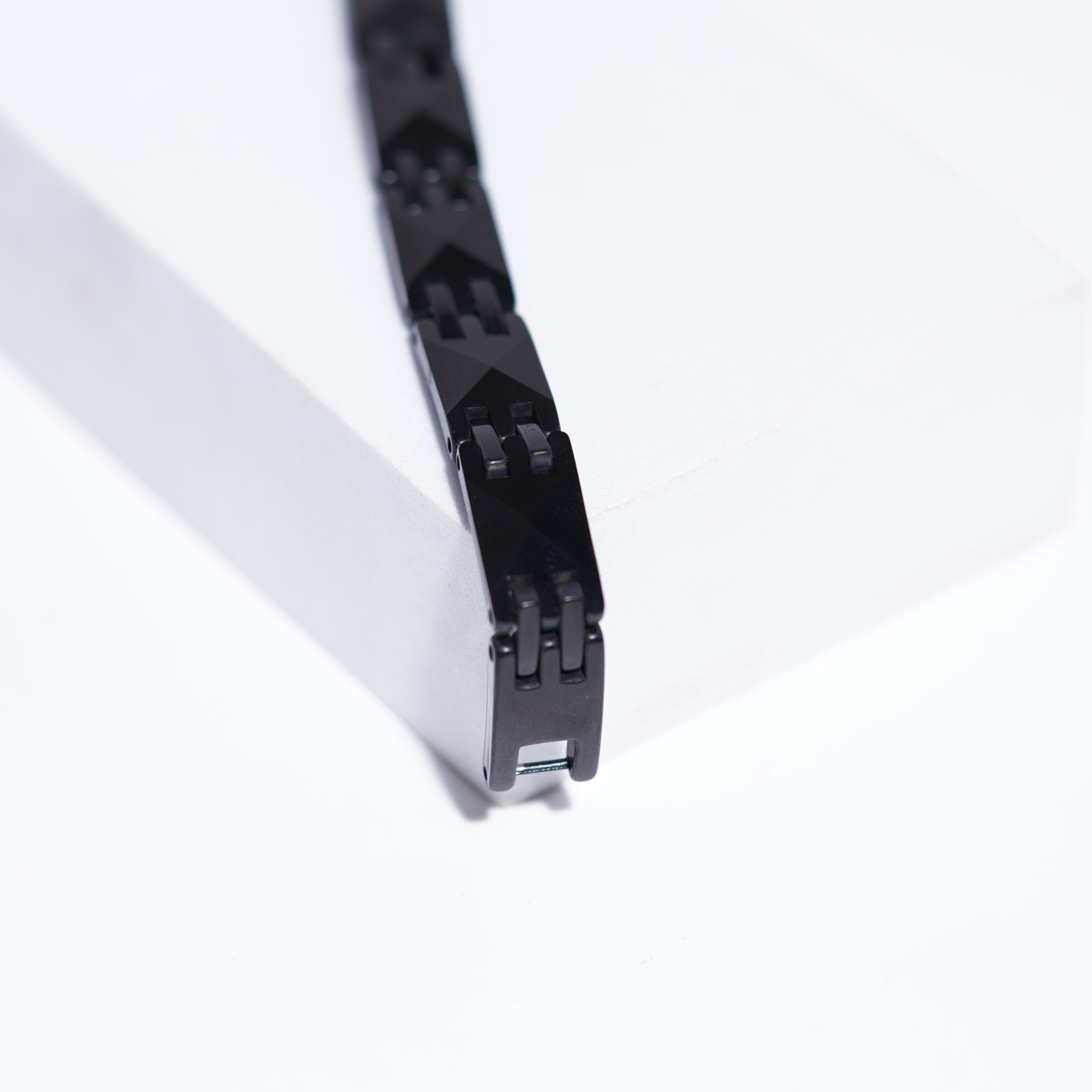 The Carbon Stealth Link Bracelets (17)
