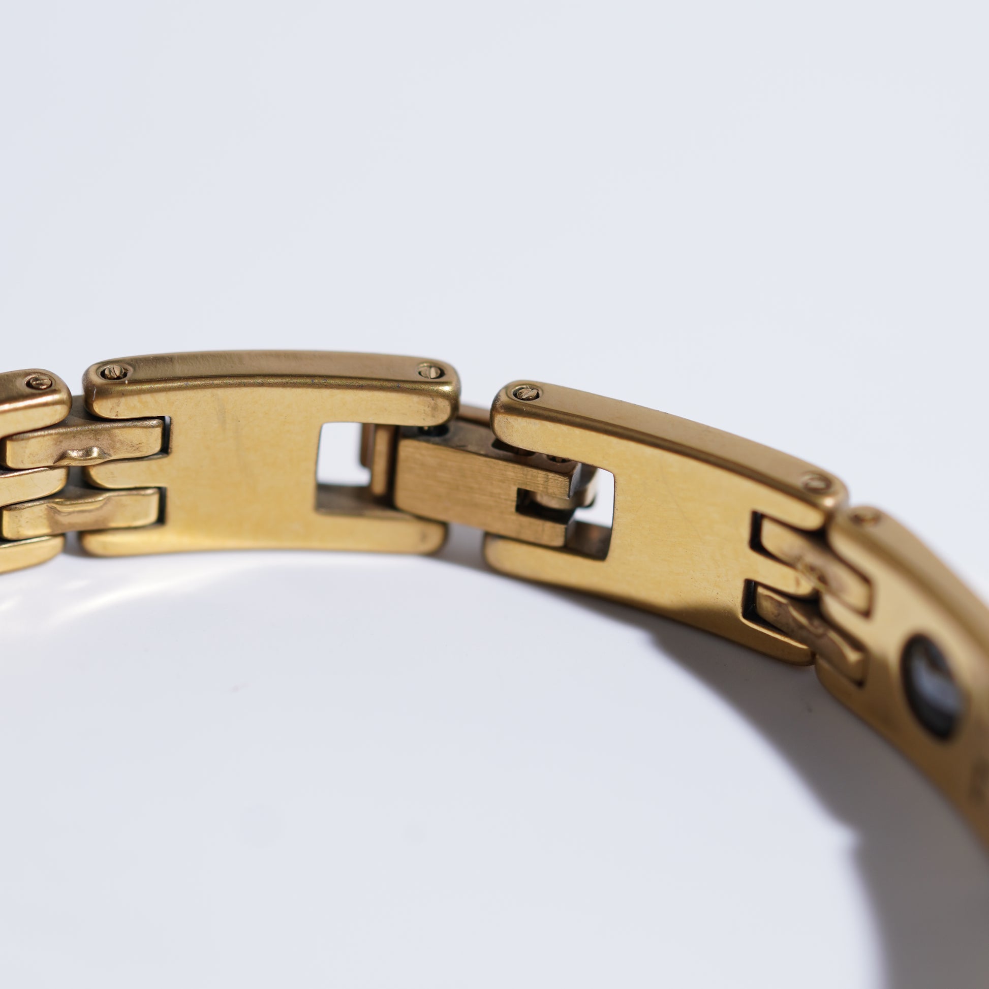 The Solis Magnetic Link Bracelet