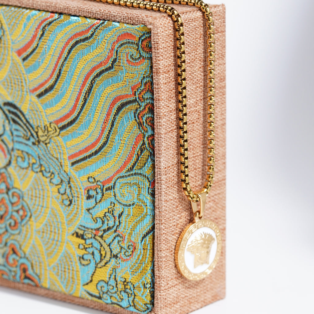 The Medallion Pendant Chain