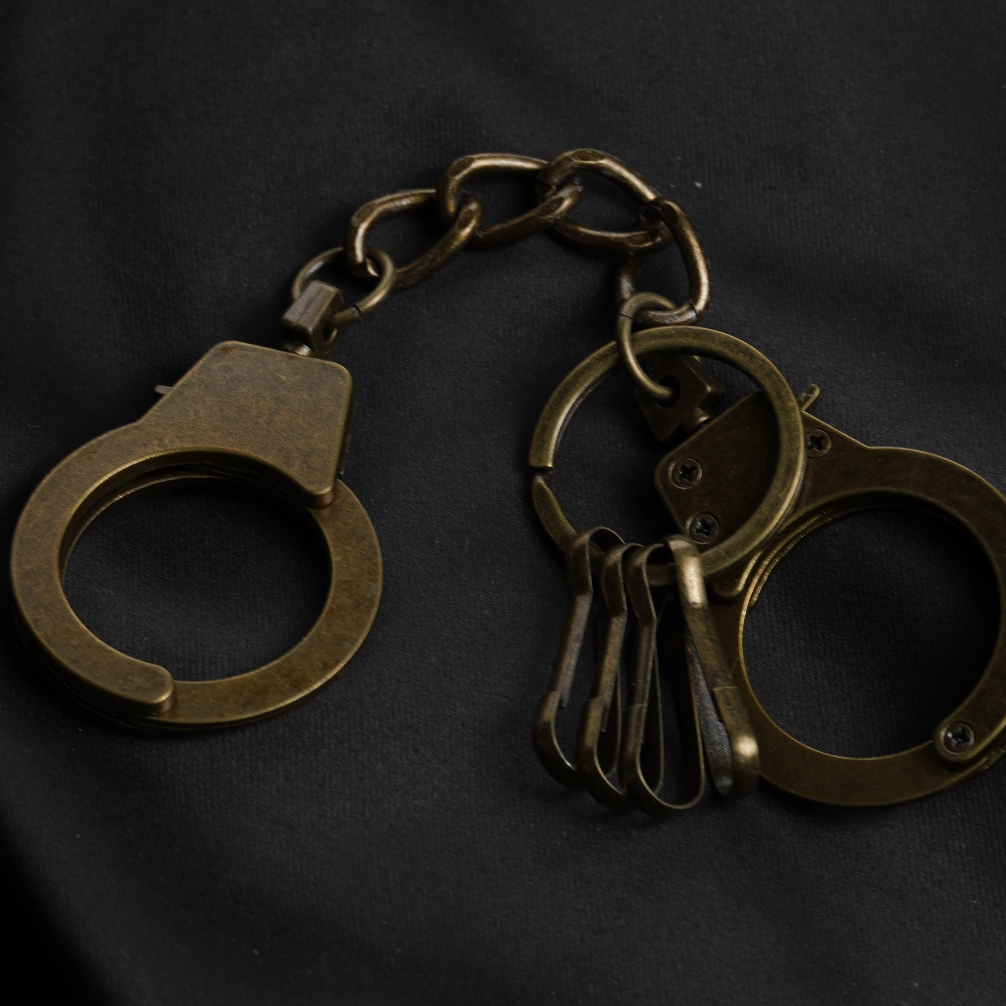 Gridlock Double Cuff Keychain