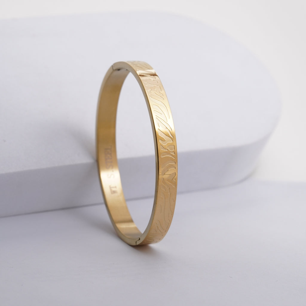 Aero Engraved Kada