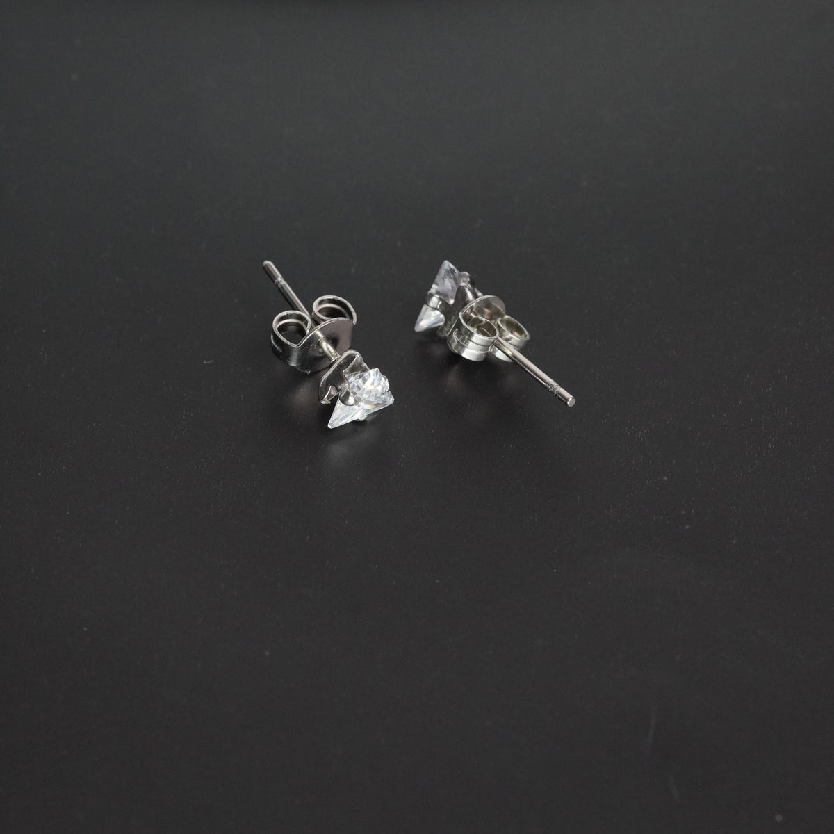 Dual Geo Stud Set (3mm Square & 5mm Triangle)