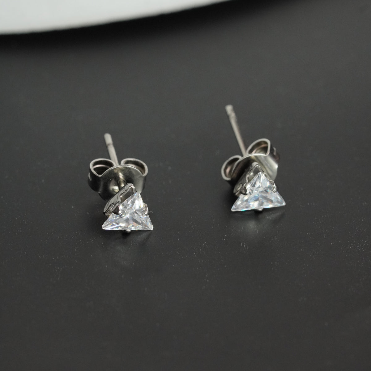 Dual Geo Stud Set (3mm Square & 5mm Triangle)