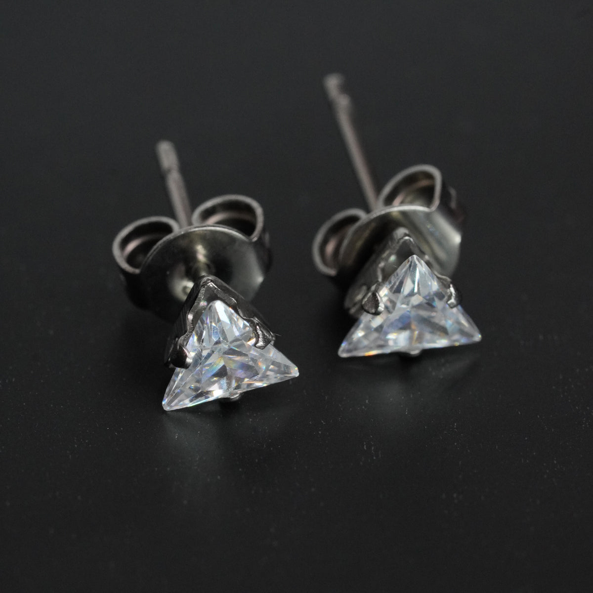 Dual Geo Stud Set (3mm Square & 5mm Triangle)