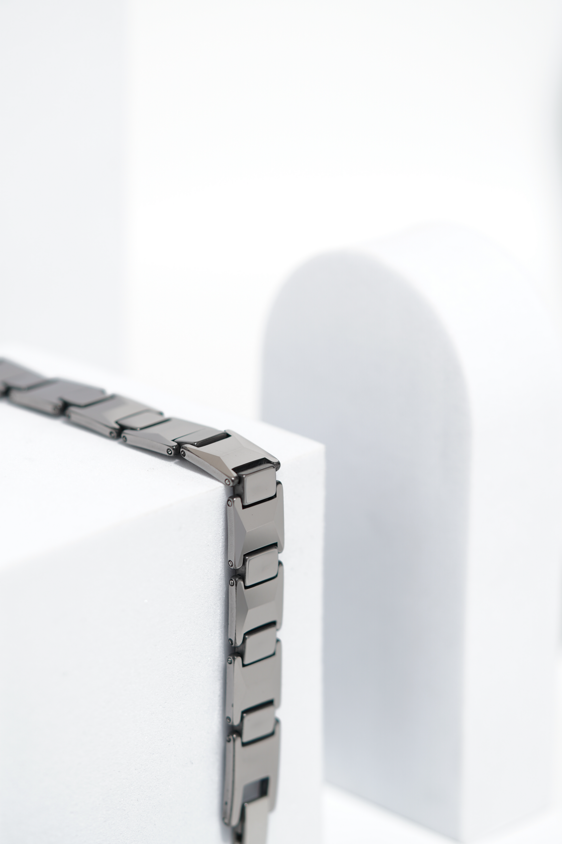 Linea - Ceramic bracelet for men. worldjewel.in men's bracelets