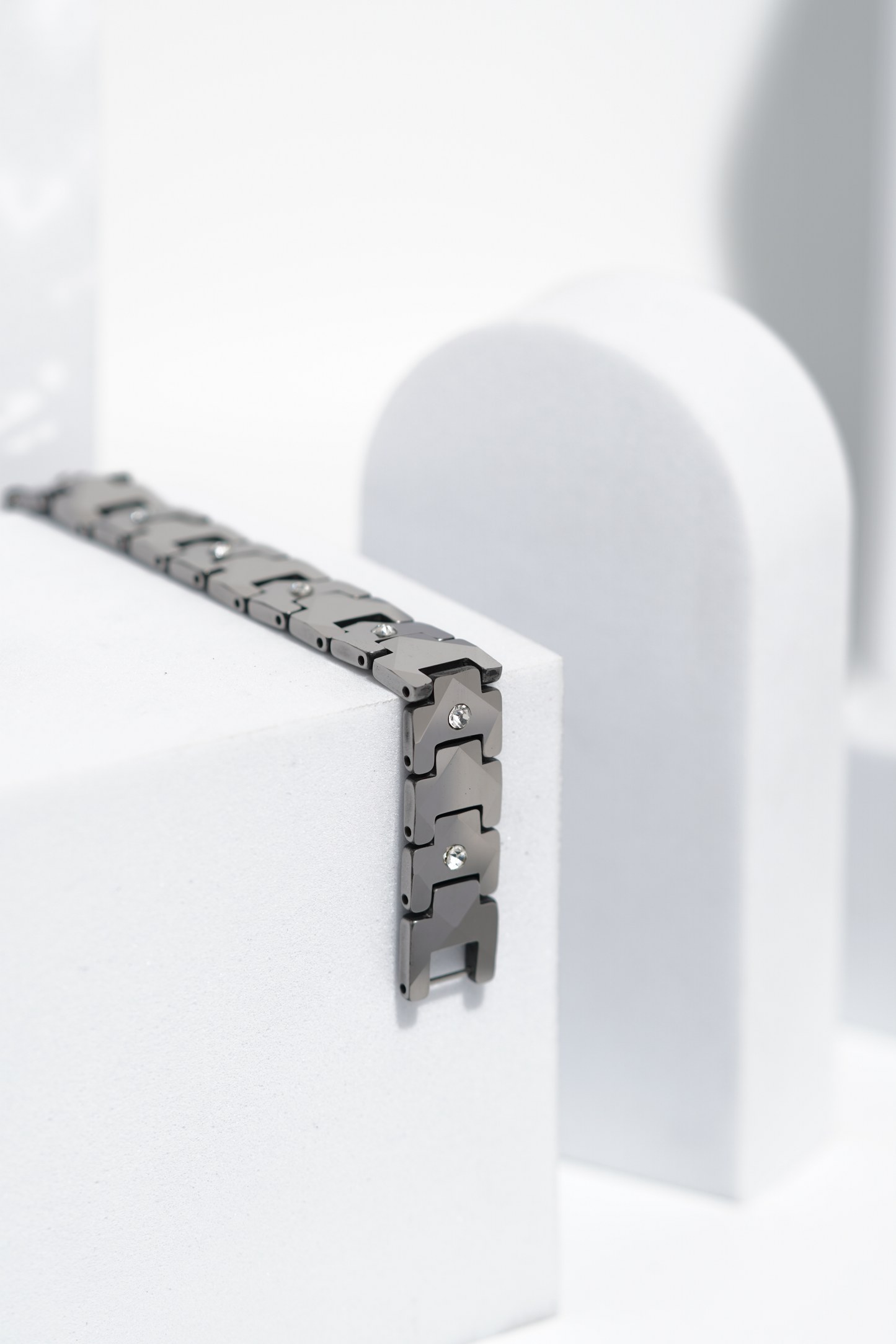QuietForm - Ceramic bracelet for men. worldjewel.in men's bracelets