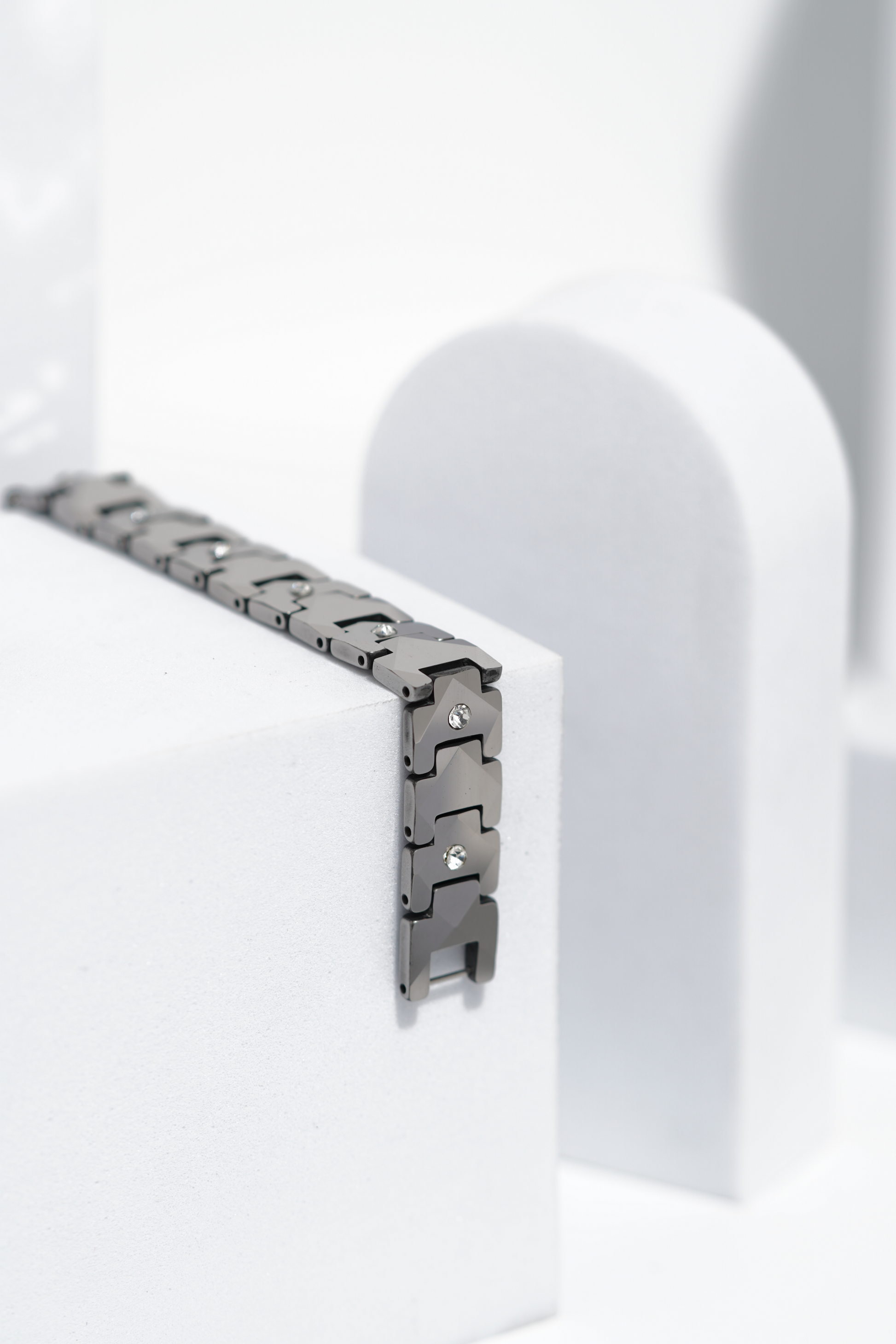 QuietForm - Ceramic bracelet for men. worldjewel.in men's bracelets