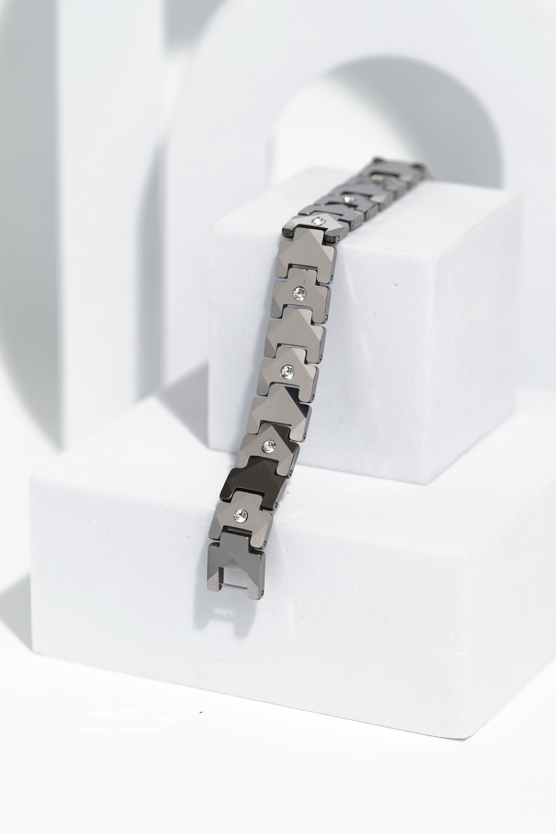 QuietForm - Ceramic bracelet for men. worldjewel.in men's bracelets