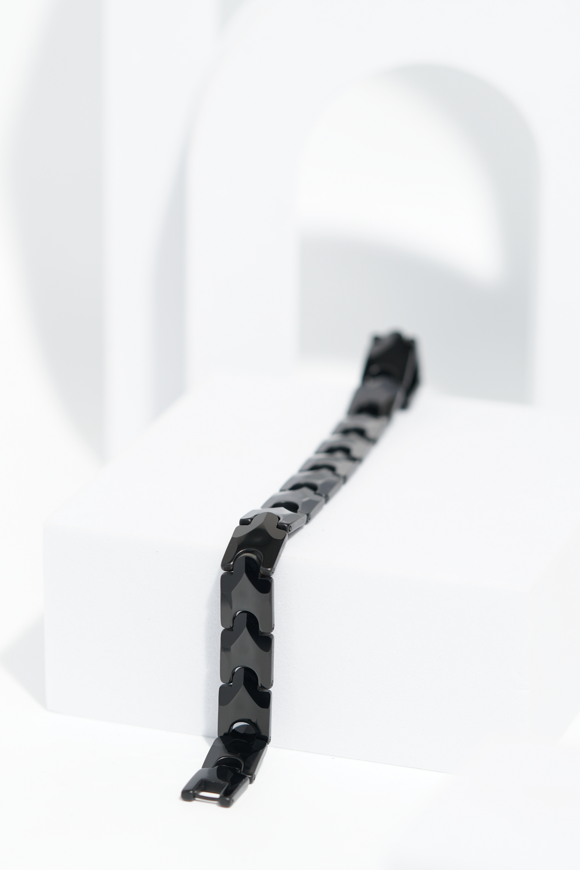 Nuvé - Ceramic bracelet for men. worldjewel.in men's bracelets